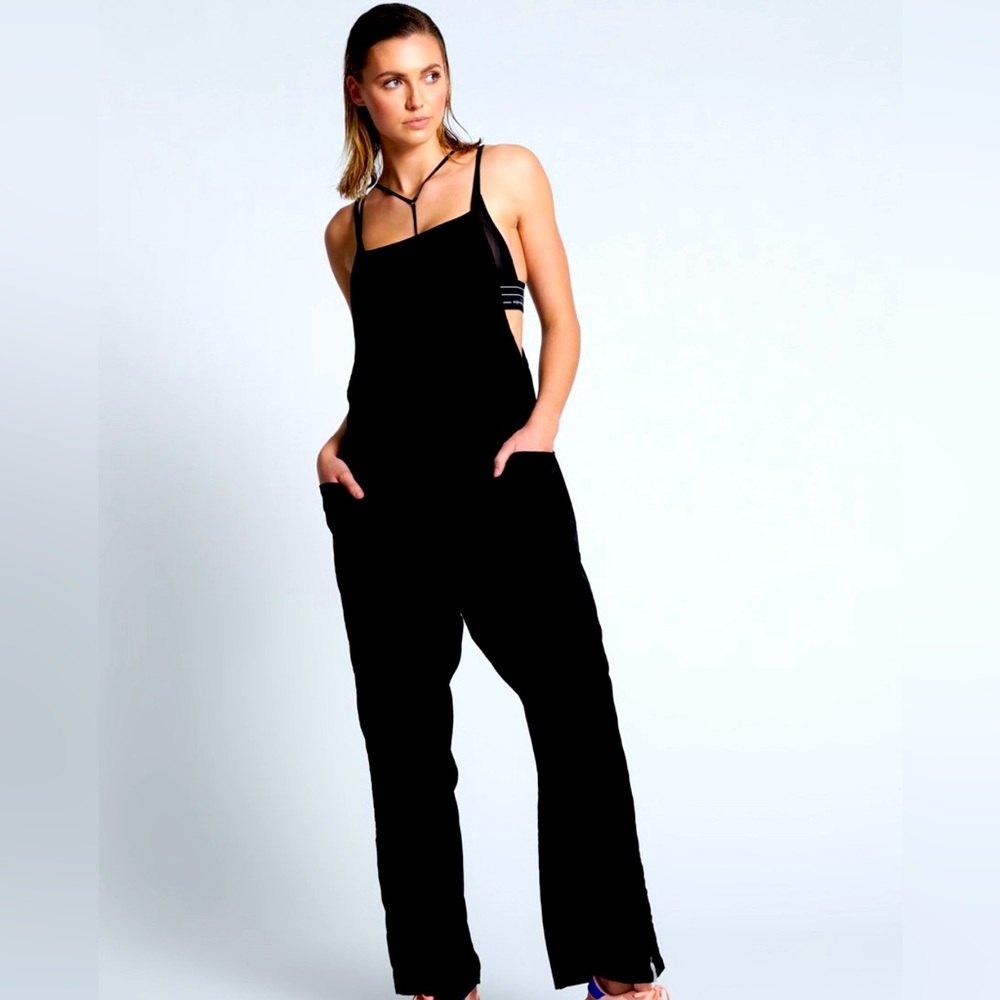 NEW WITHOUT TAGS One Teaspoon Velvet Night Lover Jumpsuit - size medium
